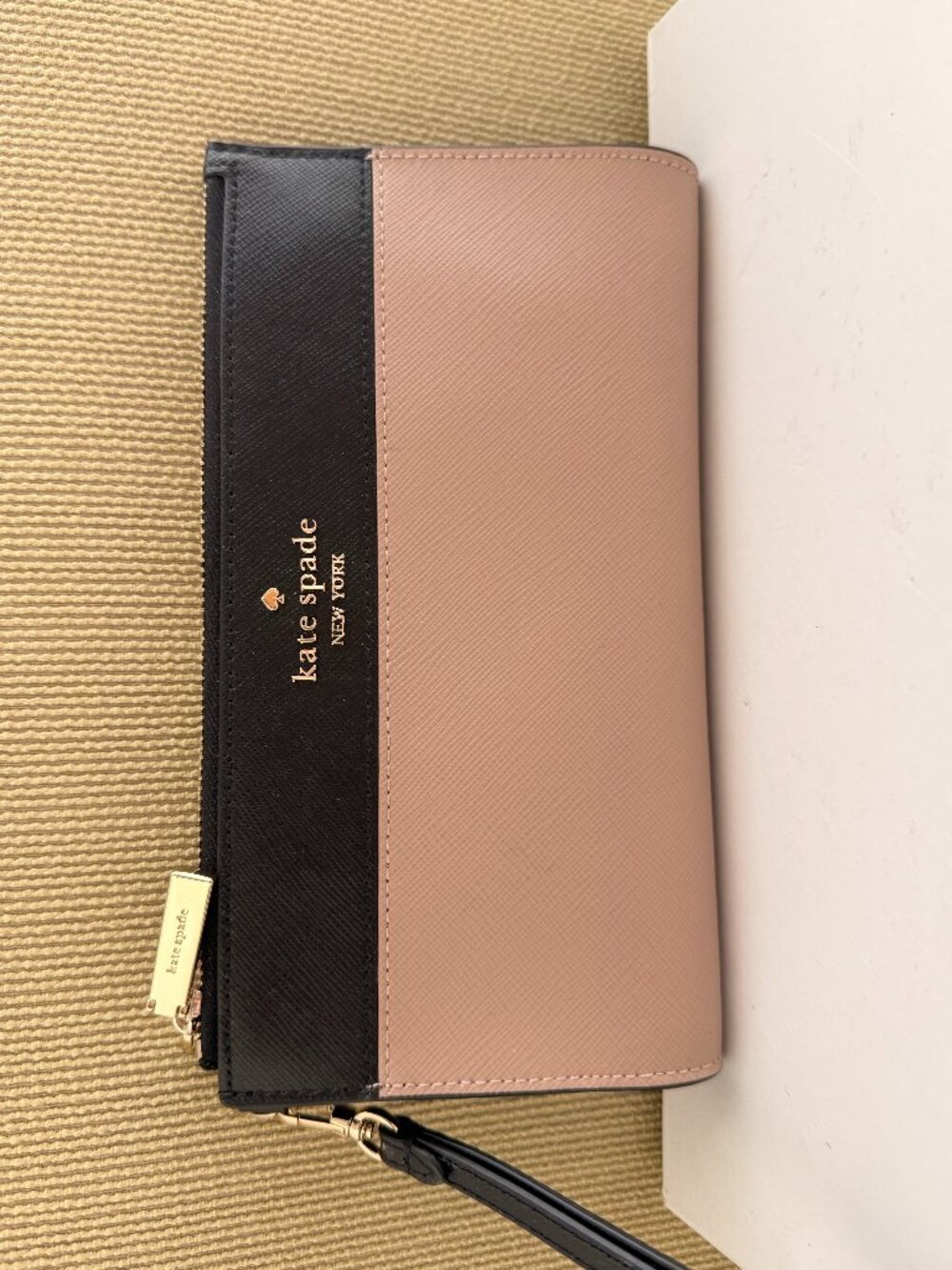 Kate Spade New York Staci Large Slim Bifold Wristlet Wallet (Black/Warm Beige)